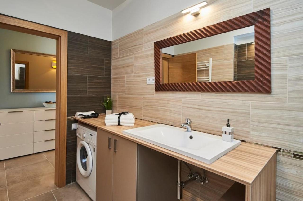 Orangehomes Fantastic 3 Bedrooms Apartment Dohany Street بودابست المظهر الخارجي الصورة
